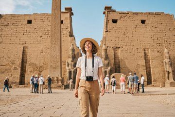 Shared Luxor Day Trip with Sunrise Hot Air Balloon from Hurghada