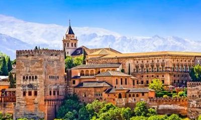Alhambra And Nasrid Palace tickets Entry Assistance+Tourist Train