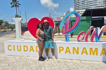 Canal TOUR + Old Town + Poin and Amador with tickets included