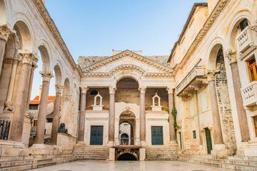 Split Old Town Walking Tour Experience