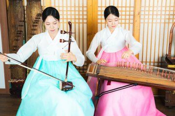 Seoul UNESCO Cultural Heritage Day Tour with Kimchi Making