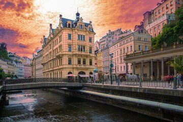 Karlovy Vary and Loket Private Tour Spa Town Fairy Tale Castle