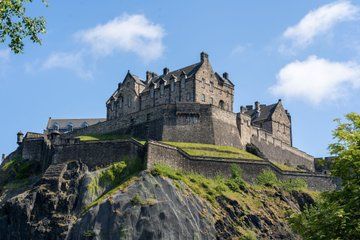 Edinburgh Castle and National Museum of Scotland Guided Tour