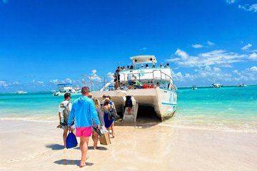 Elite Boat Punta Cana Snorkel Free Drinks with Pick Up Included