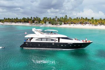 Punta Cana Private Classic Yatch Experience Azimut 78