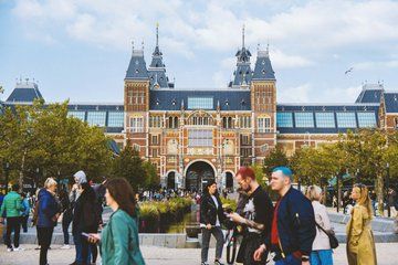 Amsterdam Rijksmuseum Ticket and Audio Tour with a City Walk