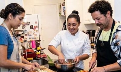 Valparaiso Coastal Cooking Class with Local Chile Food and Drinks