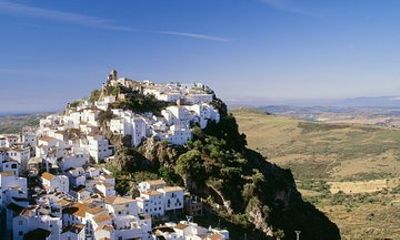 Casares and Estepona private trip from Marbella