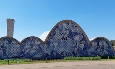 Historical and Artistic Car Tour in Belo Horizonte