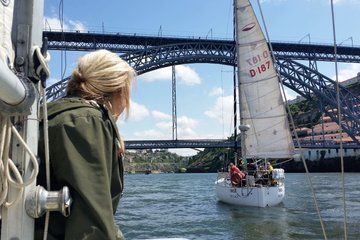 Private Vila Nova de Gaia Sailing Experience