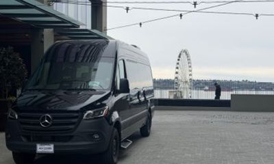 Luxury Airport Transfers and More in Seattle