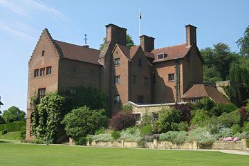 Explore Winston Churchill's Chartwell House Private Tour