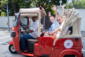 Colombo Private Tuk Tuk City Tour Highlights Tea Gem Experience
