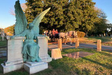 Horse Drawn Wagonette Tour of Newports Historic Island Cemetery