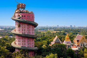 Damnoen Saduak Railway Market and The Iconic Temples Private Tour