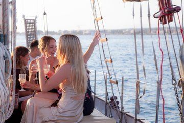 Zadar Authentic Wooden Boat Cruise with Dalmatian Platter