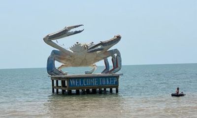 2 Day Kampot Tour to Bokor Mountain and Crab Market