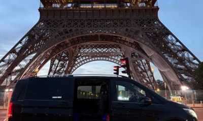 Private Tour of Paris in Mercedes V-Luxe Comfort Class
