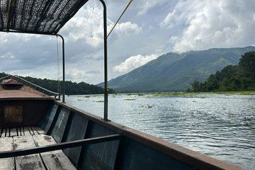 Discovering the Mystical Li Through a Journey