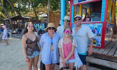 Snorkeling Adventure with Tropical Adventure Roatan
