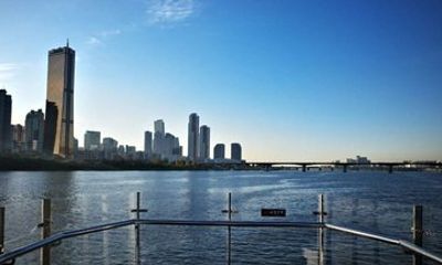 Seoul Hangang River Sightseeing Cruise Experience