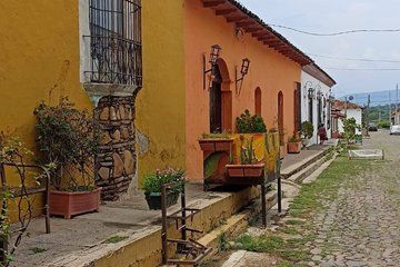 The Best of Colonial Suchitoto and Archaeology of Cihuatan