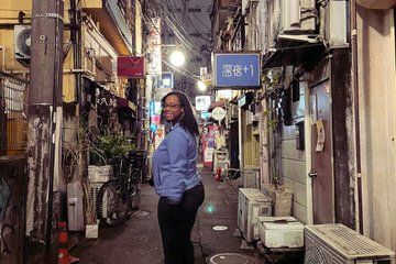 Golden Gai Bar Hopping Tour