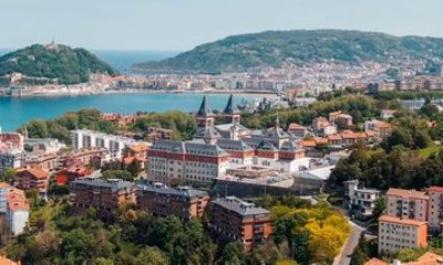 Customizable Private Sightseeing Tour in San Sebastián