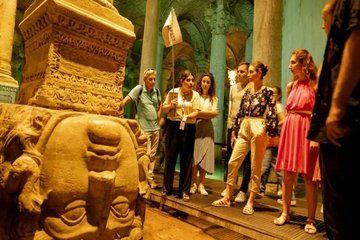 Istanbul Basilica Cistern & Topkapi & Hagia Sophia Combo Tickets