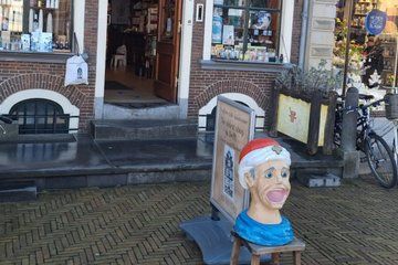 Stories, Streets and Local Bites Audio Tour of Delft