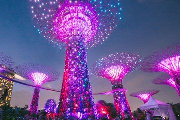 Marina Bay Night Walk with Spectra and Garden Rhapsody Shows