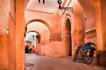Marrakech Shopping with Hotel Transfer and Souk Free Time