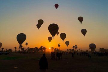 Luxor Sunrise Hot Air Balloon Ride and Transfer to Hurghada