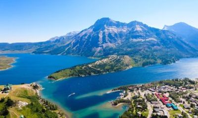 Private Taste of Waterton Day Journey From Calgary