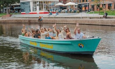 Groningen: Canal Cruise - open boat (optional) Audio Guide
