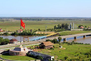 Hue to DMZ Historical Tour for Vinh Moc and Khe Sanh Sites