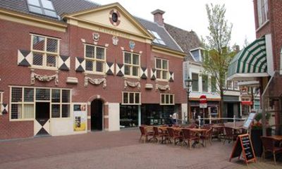 Rembrandt and Vermeer Tour with Dutch Cheese Farm Experience
