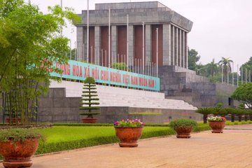 Hanoi Heritage Discovery Full Day Tour by Limousine