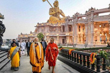 Temple Tour of Statue of Equality and Birla Temple in Hyderabad