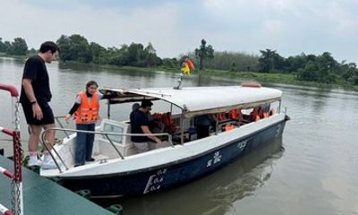 Saigon to Cu Chi Tunnels Luxury River Cruise