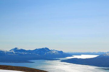Tromsø Guided Hiking Adventure with Artic Picnic
