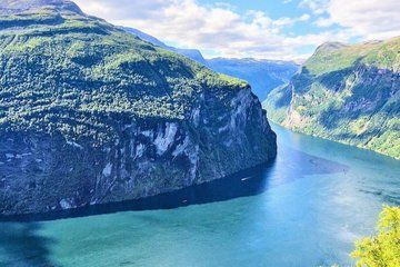 2 Day Norway Scenic Tour, Hardangerfjord, Cruise and Flåm Railway