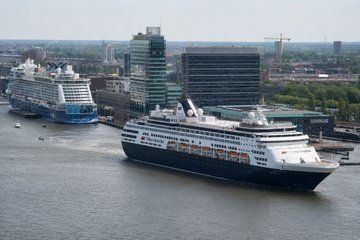 Amsterdam Cruise Terminal to Hotel Private Luxury Transfer