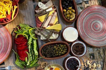 Breakfast and Art workshop Experience in Çavuşin Village-Avanos
