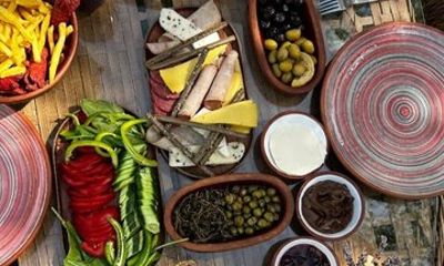 Breakfast and Art workshop Experience in Çavuşin Village-Avanos