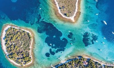 From Trogir: Blue Lagoon, Underwater Museum & Beach Bar Borkko