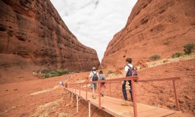 Uluru Tour with Kata Tjuta and Kings Canyon from Alice Springs