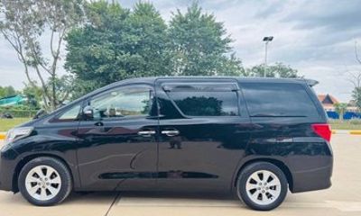 Battambang to Siem Reap Private Taxi Transfer