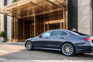 Private Transfers Granada Airport Train Station and City