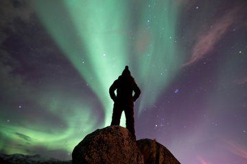 Tromsø Northern Lights Hunt with Professional Photographer in German